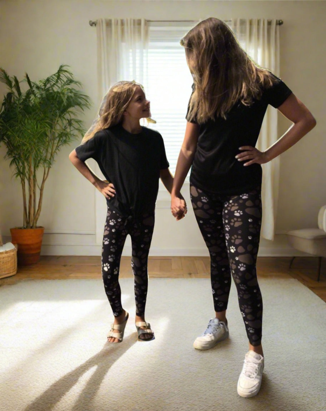 Paw print outlet leggings